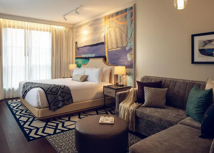 Sophy Hyde Park Hotel