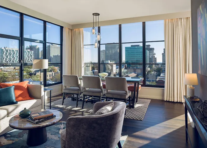 Hotel Sophy Hyde Park Chicago