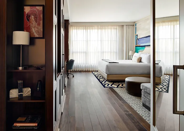Sophy Hyde Park 4*